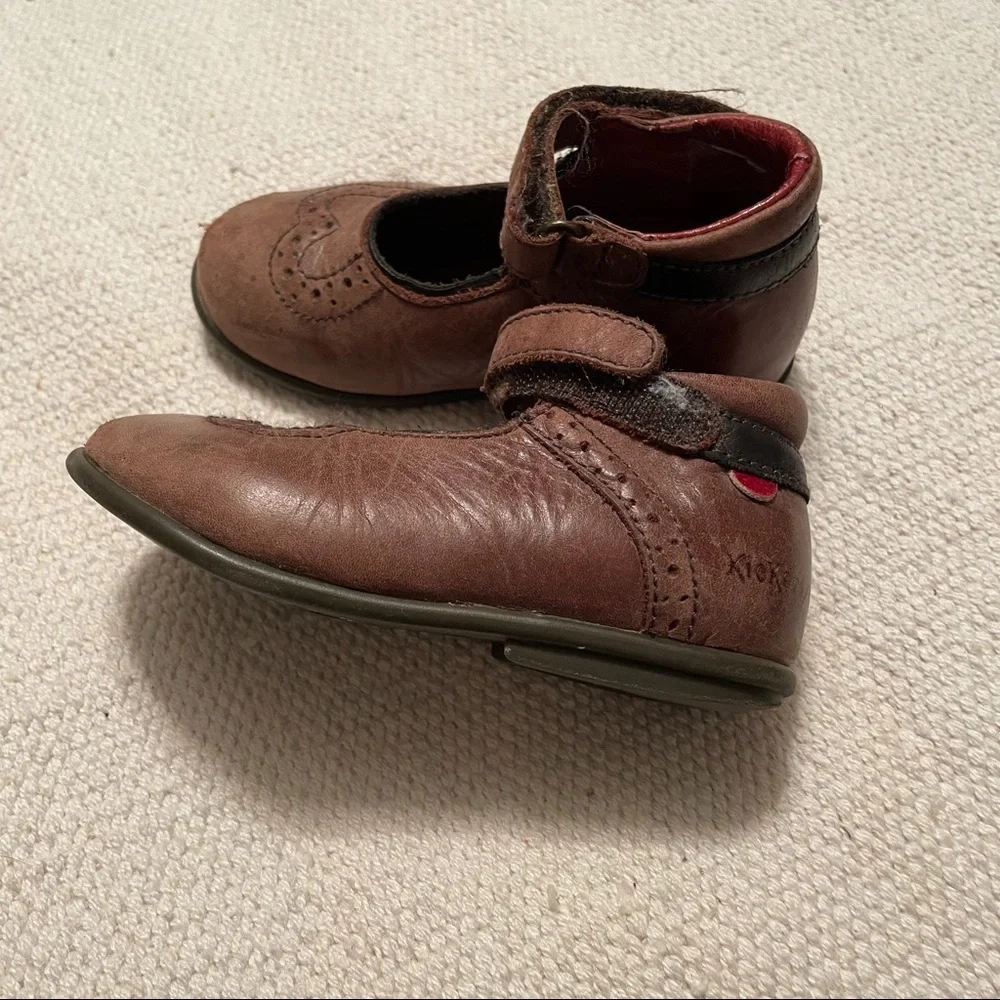 KicKers’ Baby Girl’ Shoes Size 24
